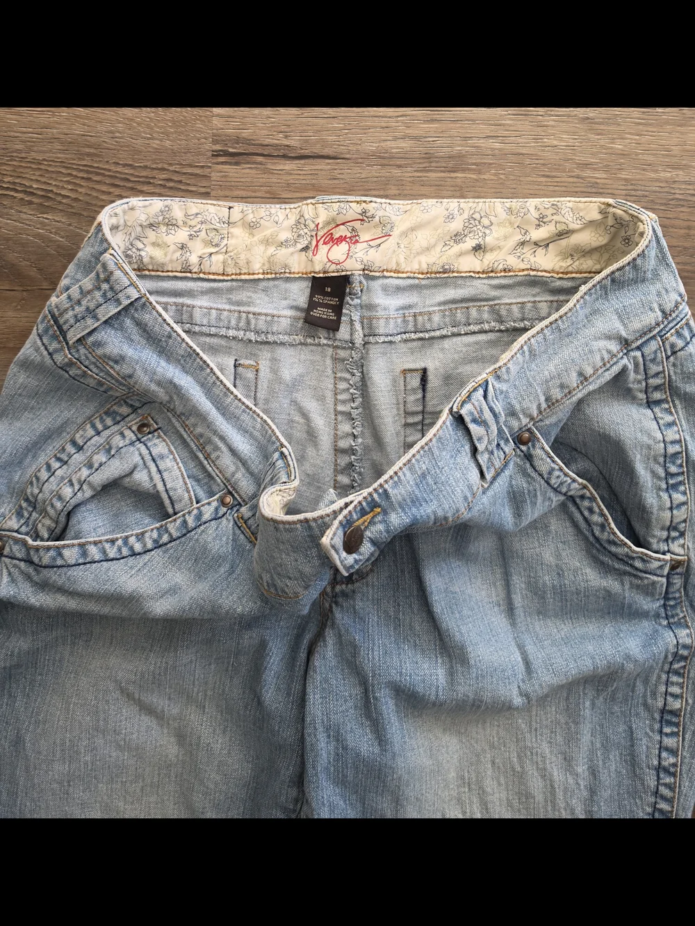 Women's Venezia Light Blue Embroidered Pocket Jeans Size 18